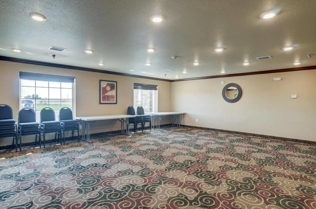 Cobblestone Inn & Suites - Lakin Buitenkant foto