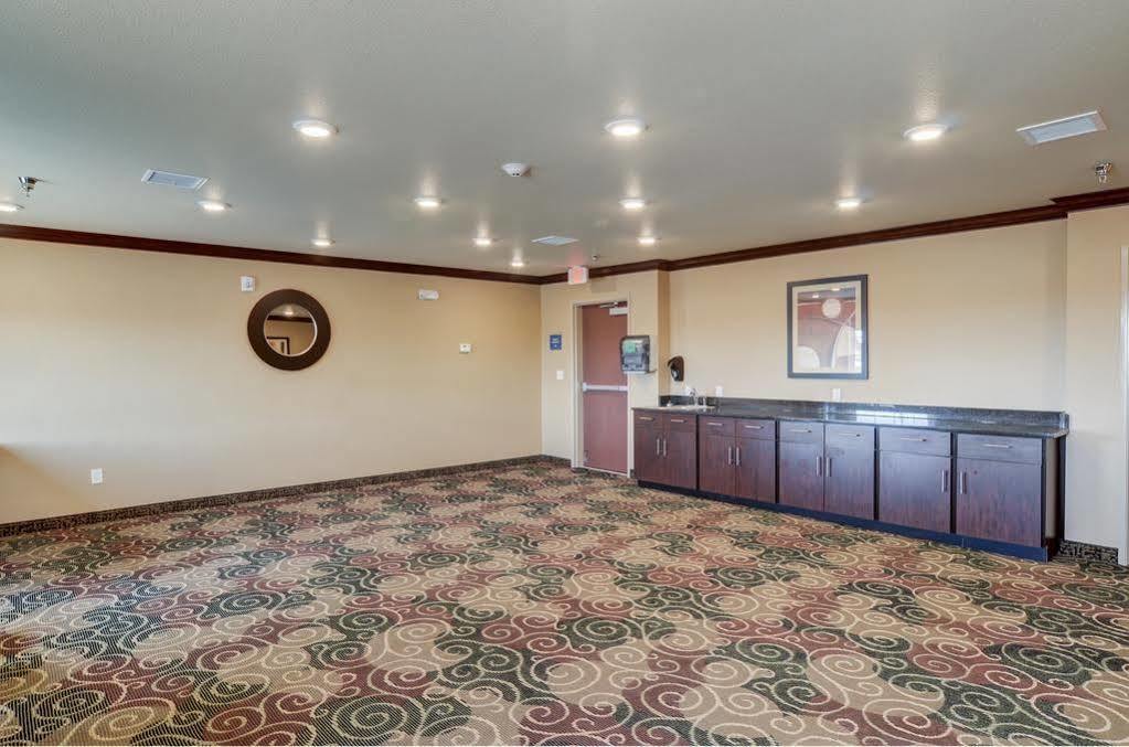 Cobblestone Inn & Suites - Lakin Buitenkant foto