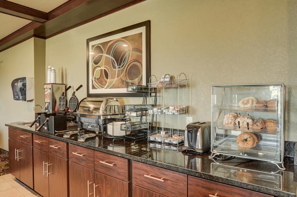 Cobblestone Inn & Suites - Lakin Buitenkant foto