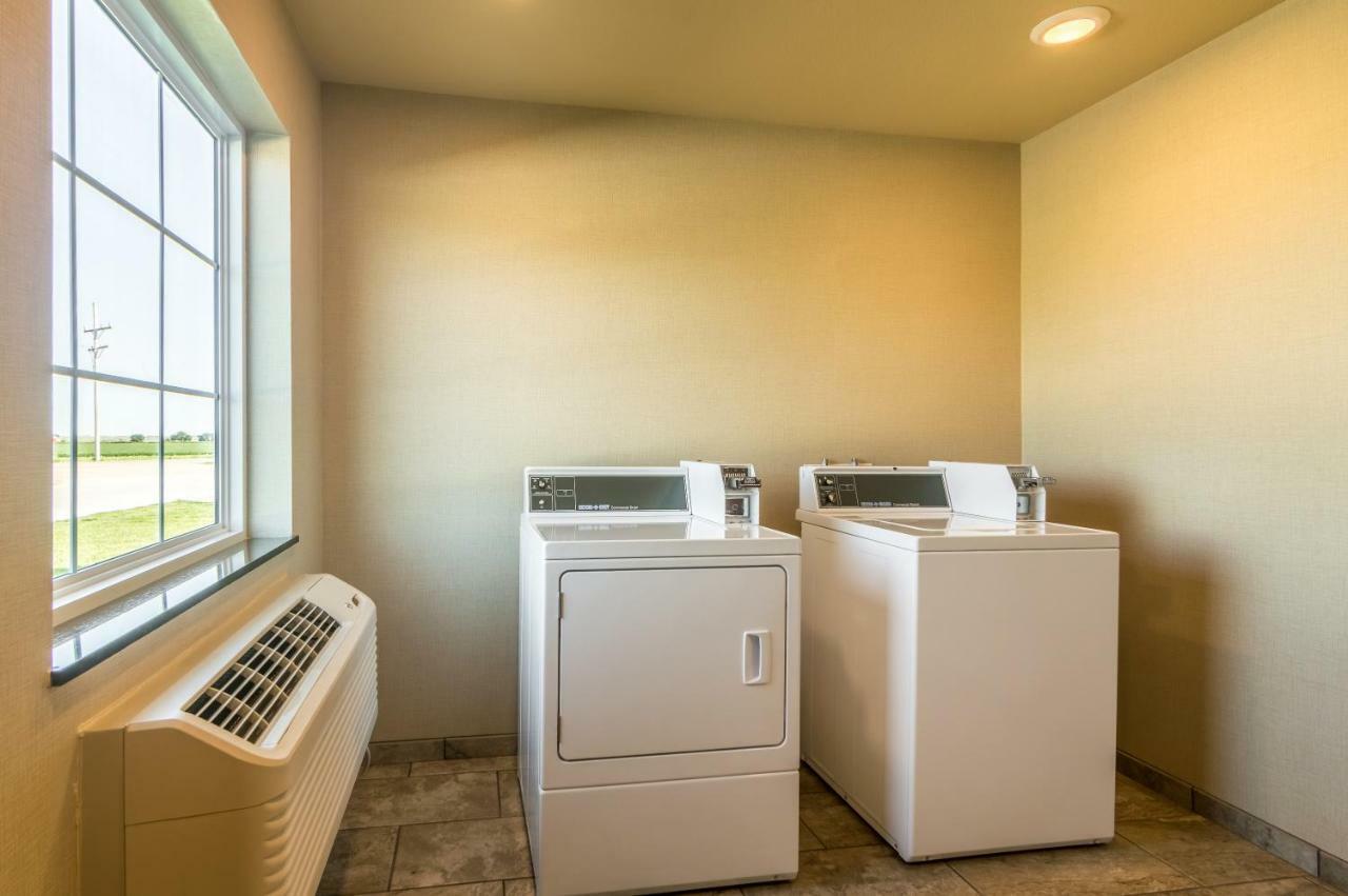 Cobblestone Inn & Suites - Lakin Buitenkant foto