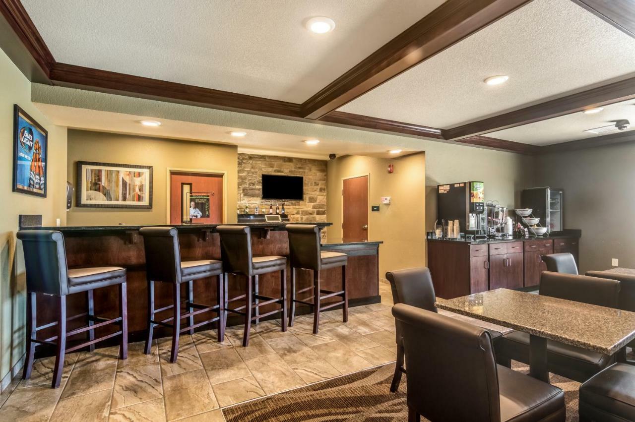 Cobblestone Inn & Suites - Lakin Buitenkant foto