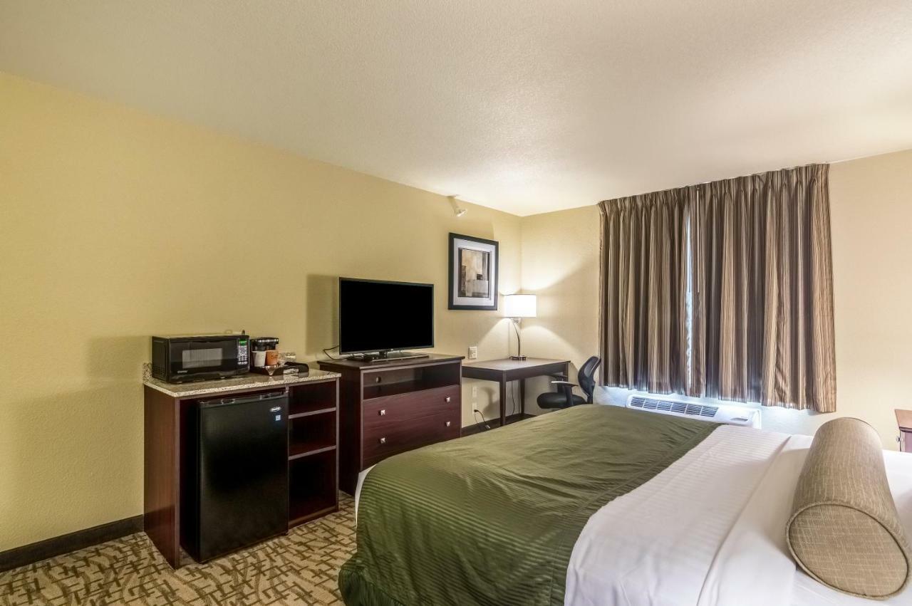 Cobblestone Inn & Suites - Lakin Buitenkant foto